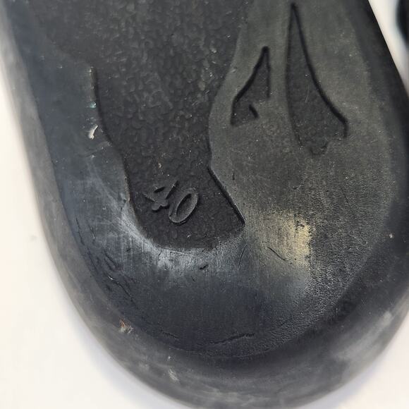 Camper Women Black Leather Ankle Strap Sandal Size 40 US 9 Peep Toe Red Insole - Picture 9 of 9